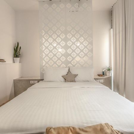 Convent Apartments - Huge One Combination カランバカ エクステリア 写真