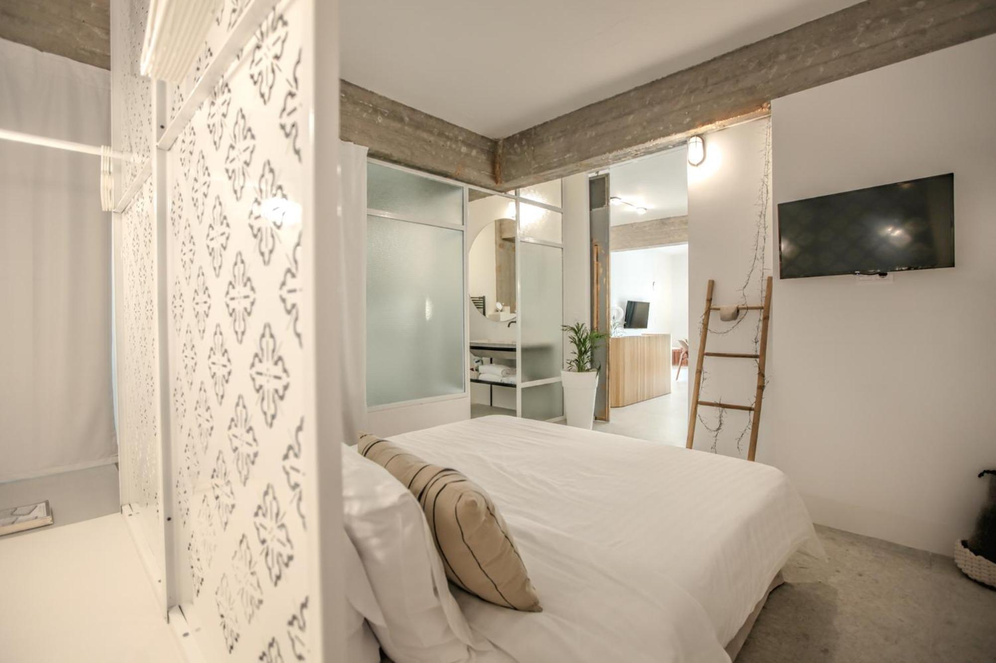 Convent Apartments - Huge One Combination カランバカ エクステリア 写真