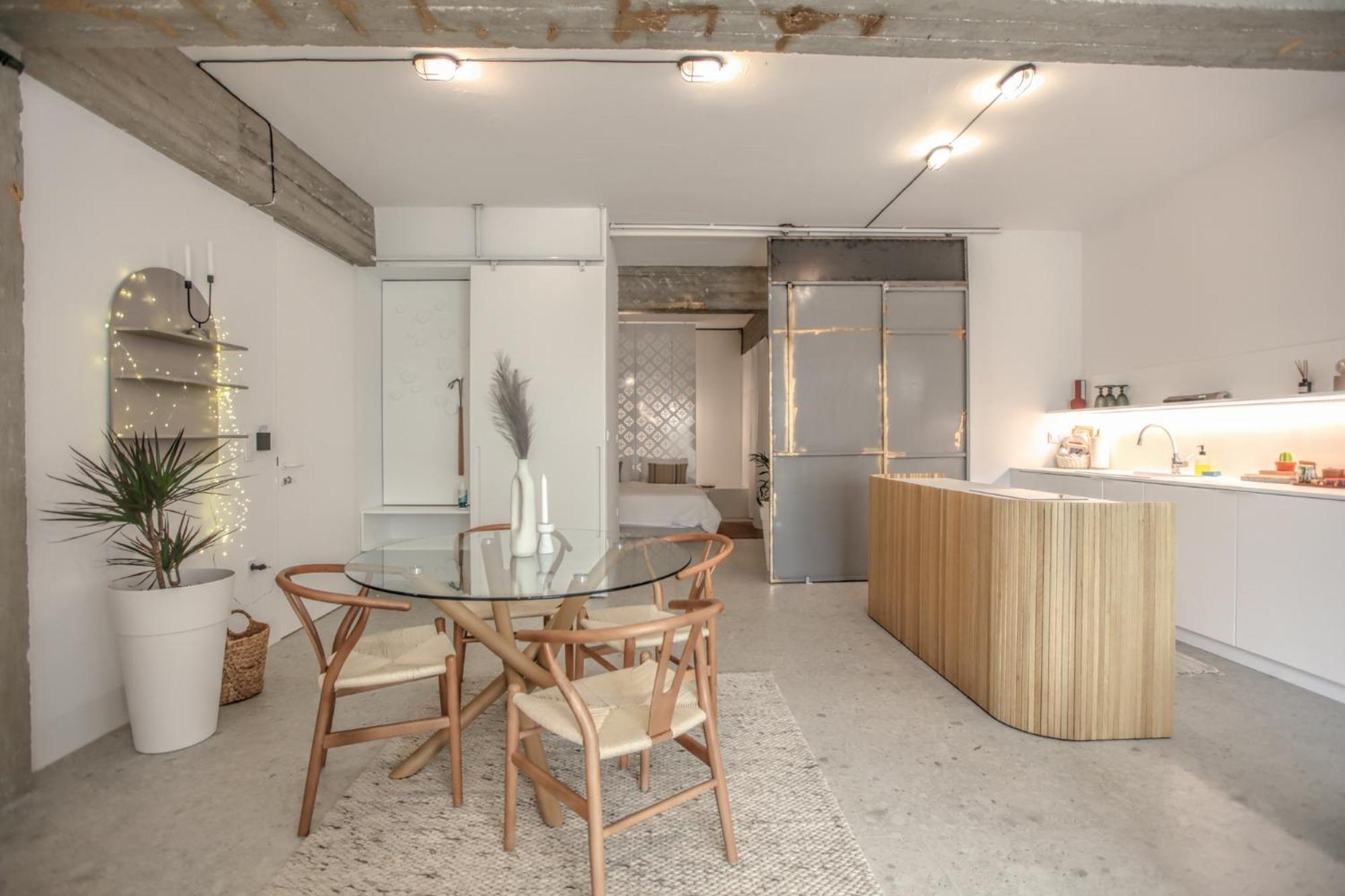 Convent Apartments - Huge One Combination カランバカ エクステリア 写真