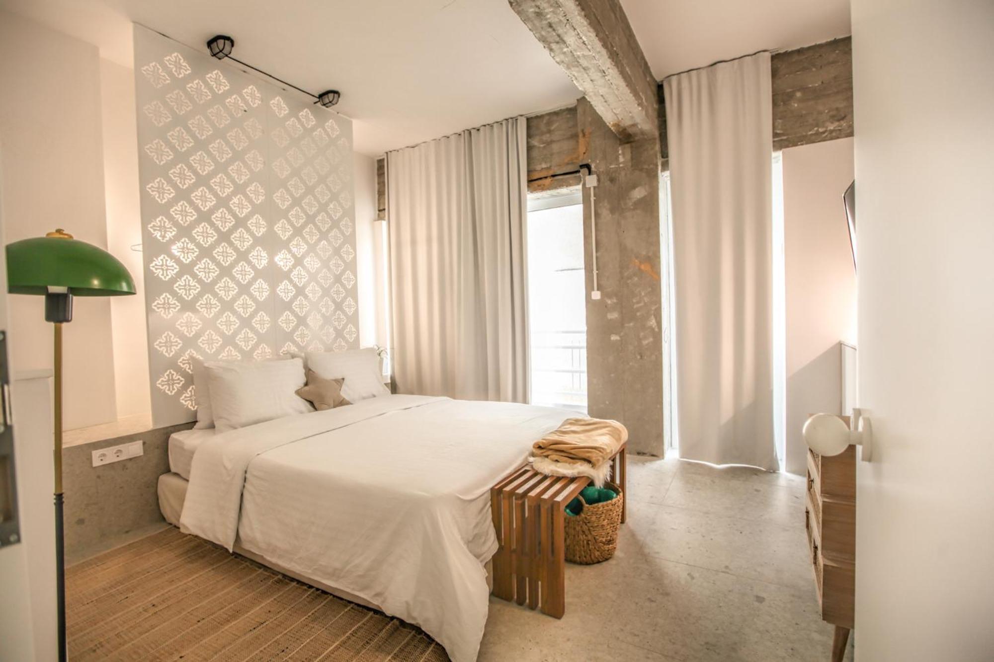Convent Apartments - Huge One Combination カランバカ エクステリア 写真